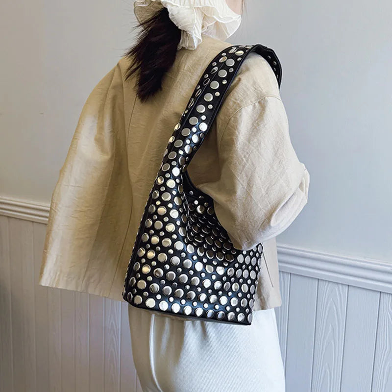 Bolsa de ombro cravejada feminina y2k 90s estilo punk meninas axilas bolsa de embreagem macio couro do plutônio senhora hobo bolsa balde
