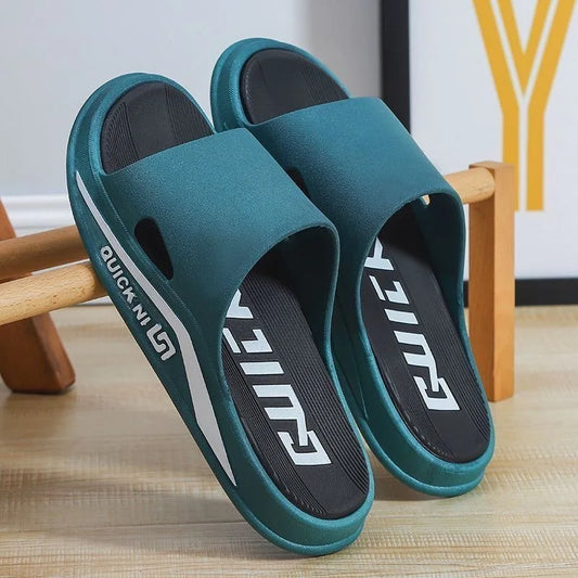 Moda masculina chinelos pvc sola macia antiderrapante flip flops ao ar livre fundo grosso sandálias de praia casa banheiro casais chinelos novo
