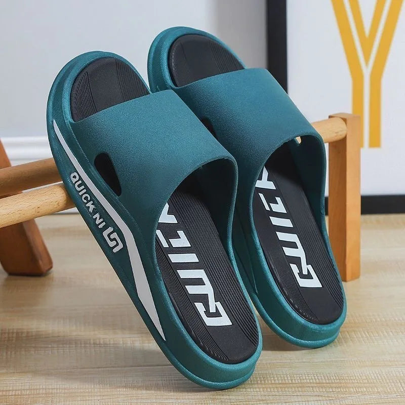Moda masculina chinelos pvc sola macia antiderrapante flip flops ao ar livre fundo grosso sandálias de praia casa banheiro casais chinelos novo