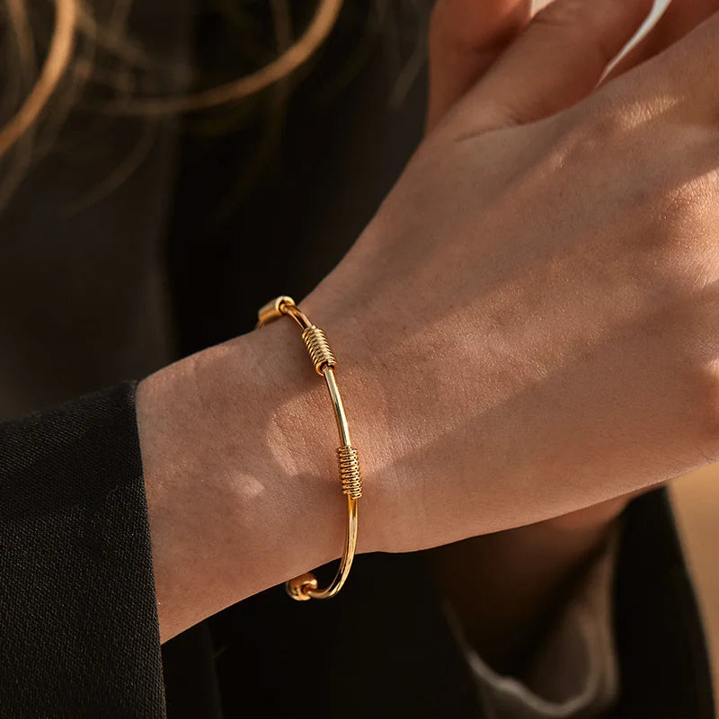 Elegant Twisted Copper Knot Cuff Bracelet for Women