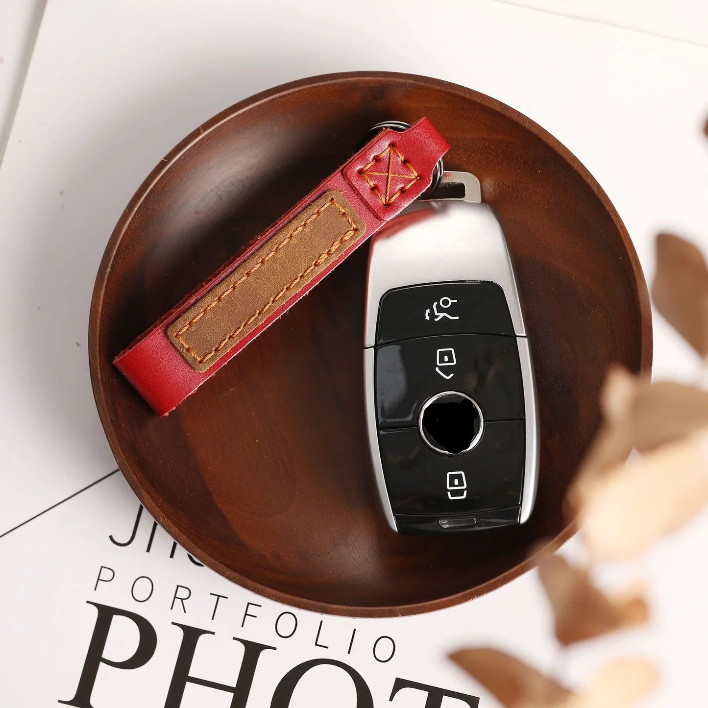 Criativo universal carro chaveiro de couro moda masculina feminino presentes chaveiro acessórios automóveis para bmw audi benz vw tesla honda