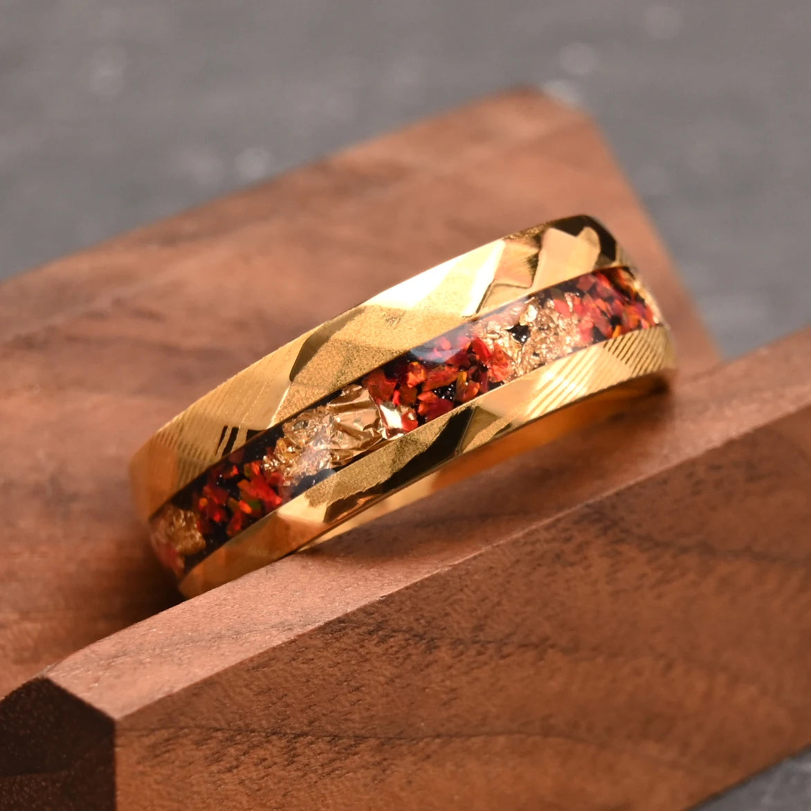 Golden Damascus ring for man anillos bague homme pareja de compromiso fashion jewelry wedding bands red opal engagement rings