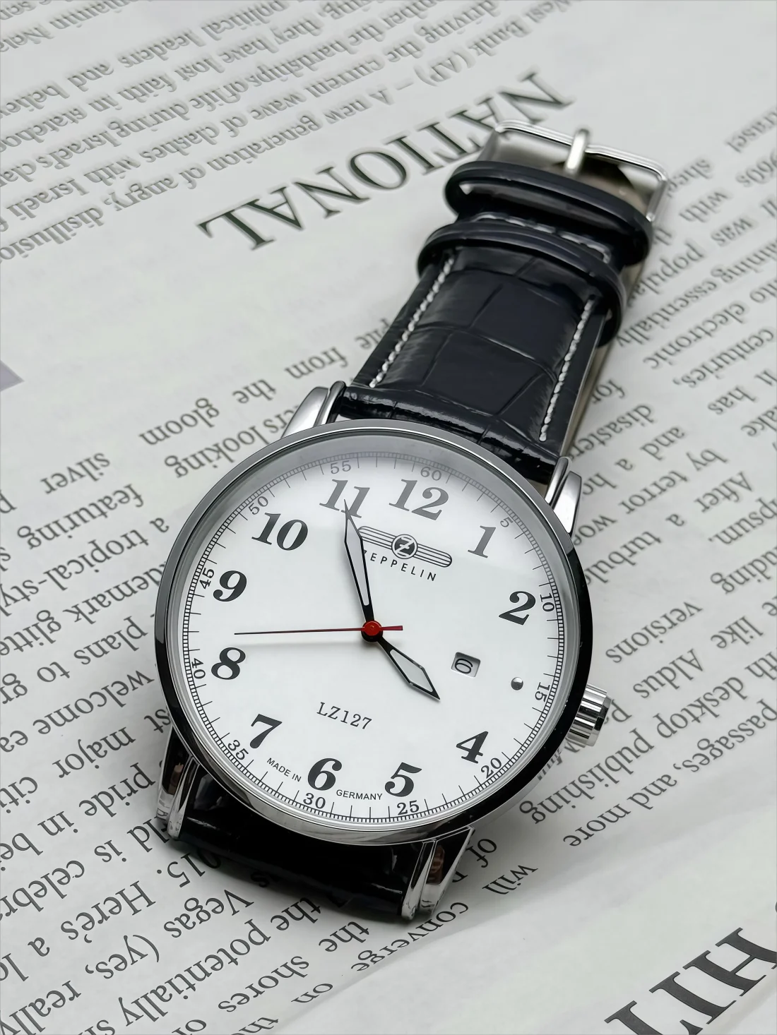 Zeppelin Men's Mesh Band Quartz Watch