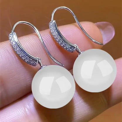 Luxurious Green Jade Pearl Earrings in 18k Gold & Silver