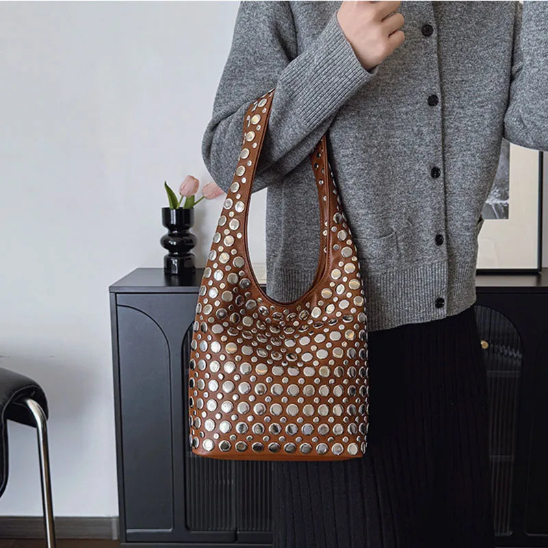 Bolsa de ombro cravejada feminina y2k 90s estilo punk meninas axilas bolsa de embreagem macio couro do plutônio senhora hobo bolsa balde