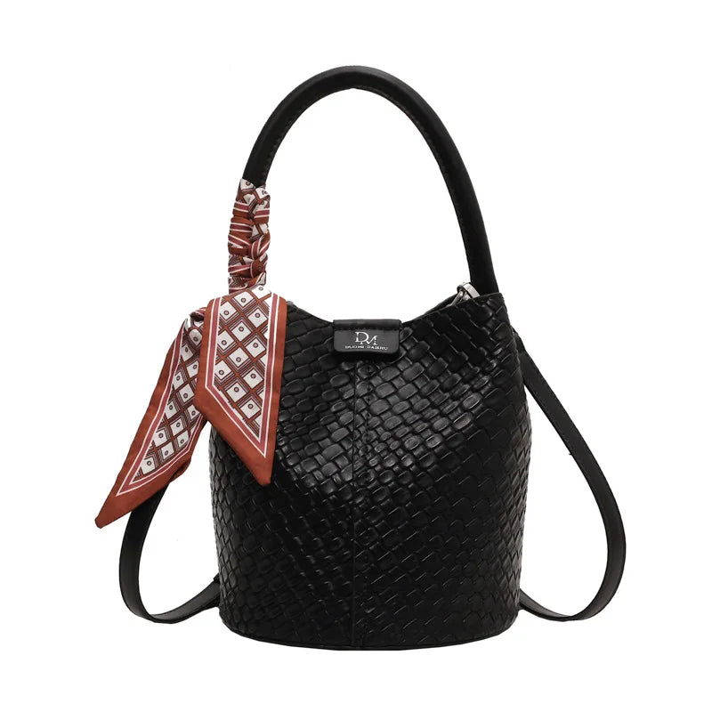 Elegant Women's Bucket Bag with Woven Effect