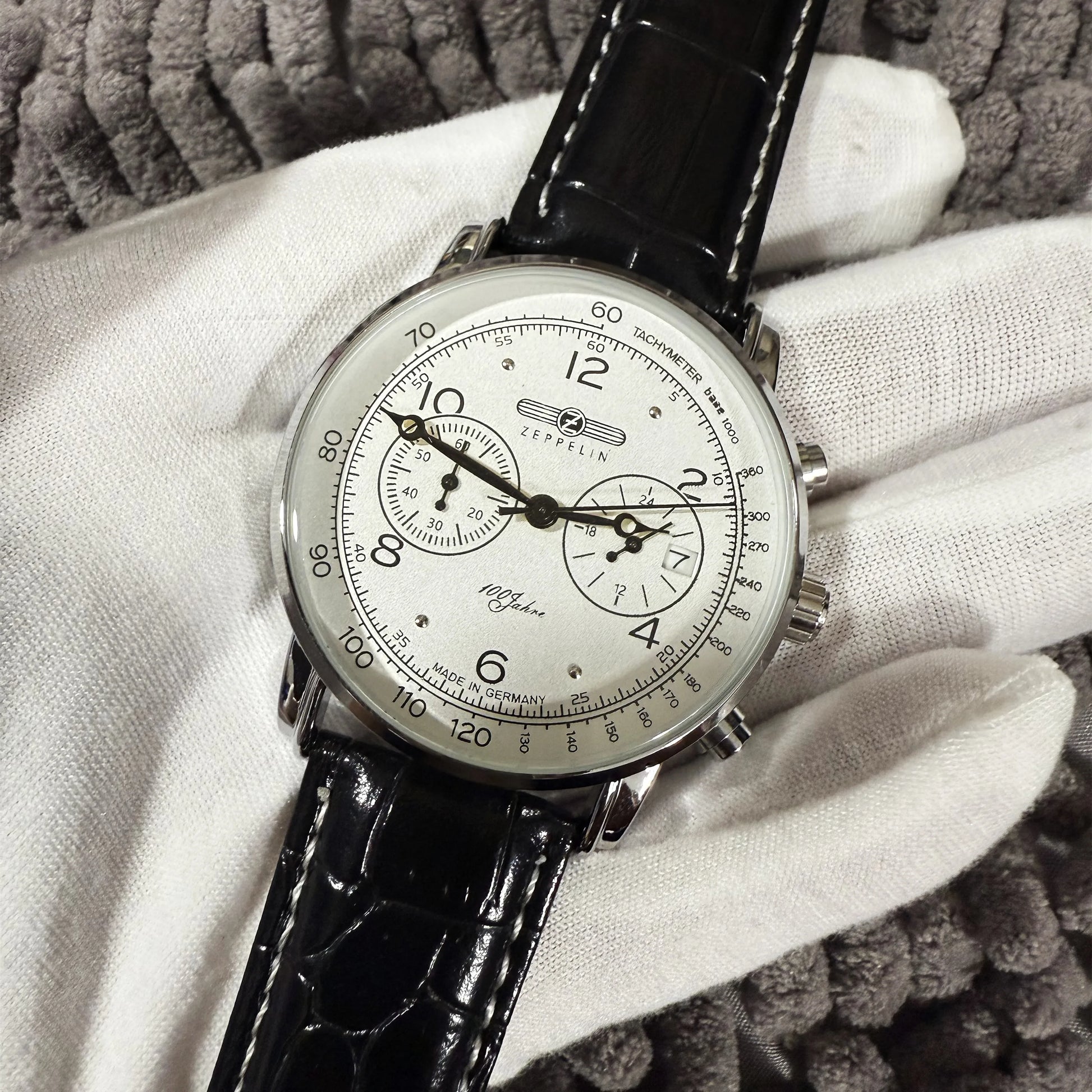 2026 New Zeppelin Light Luxury Retro Classic Gift Men's Watch Fashion Business Sports Multi Functional Five Pin Quartz Watch
