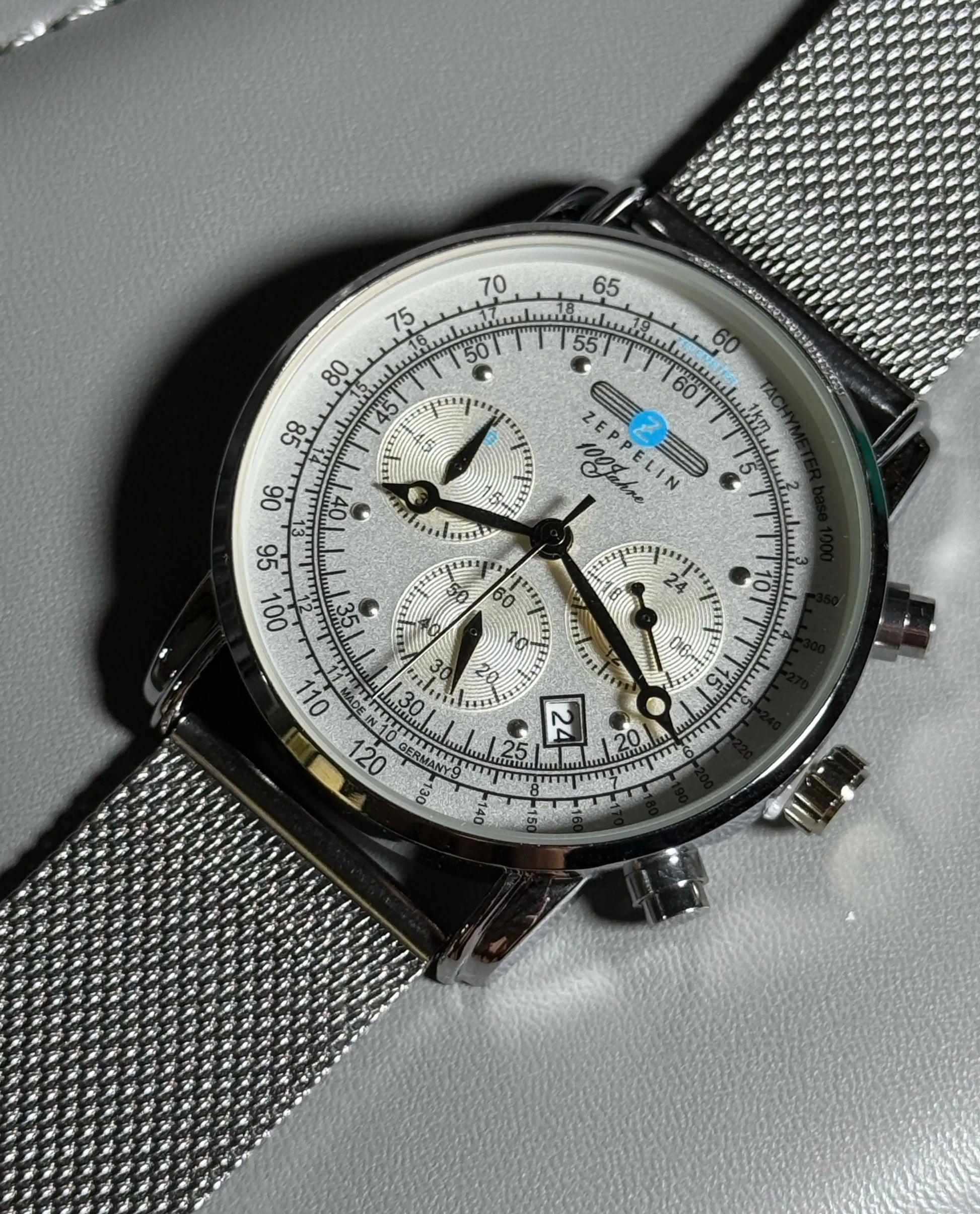 2025 New Zeppelin dirigeable Version commémorative montre pour hommes rétro affaires loisirs montre pour hommes montre de mode