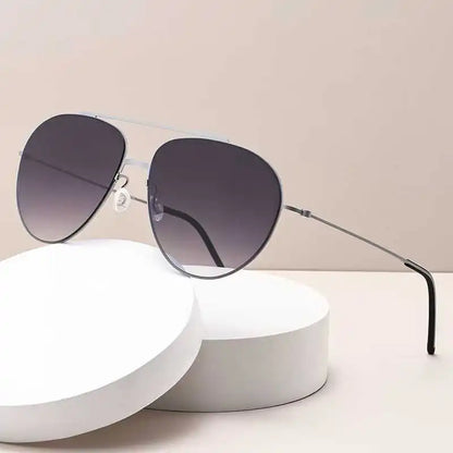 Ultra-leve titânio dinamarca marca grande para 8806 design masculino óculos de sol proteção uv parafuso sol piloto oval óculos