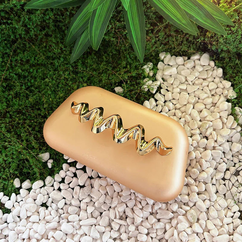 Bolsa de mão de noite para mulheres bolsa de veludo bolsa de casamento baile de formatura designer elegante senhora crossbody sacos de ombro